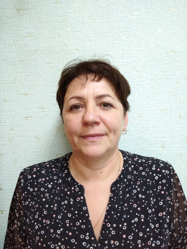 Мерк Лариса Алексеевна.
